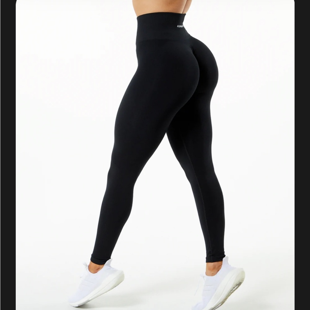 Alphalete amplify size small black
